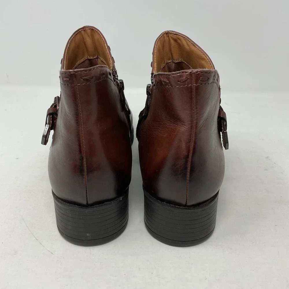 bussola ankle boots